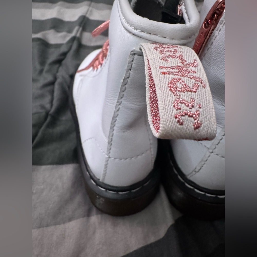 Dr marten’s boots kids 13 - Picture 3 of 11